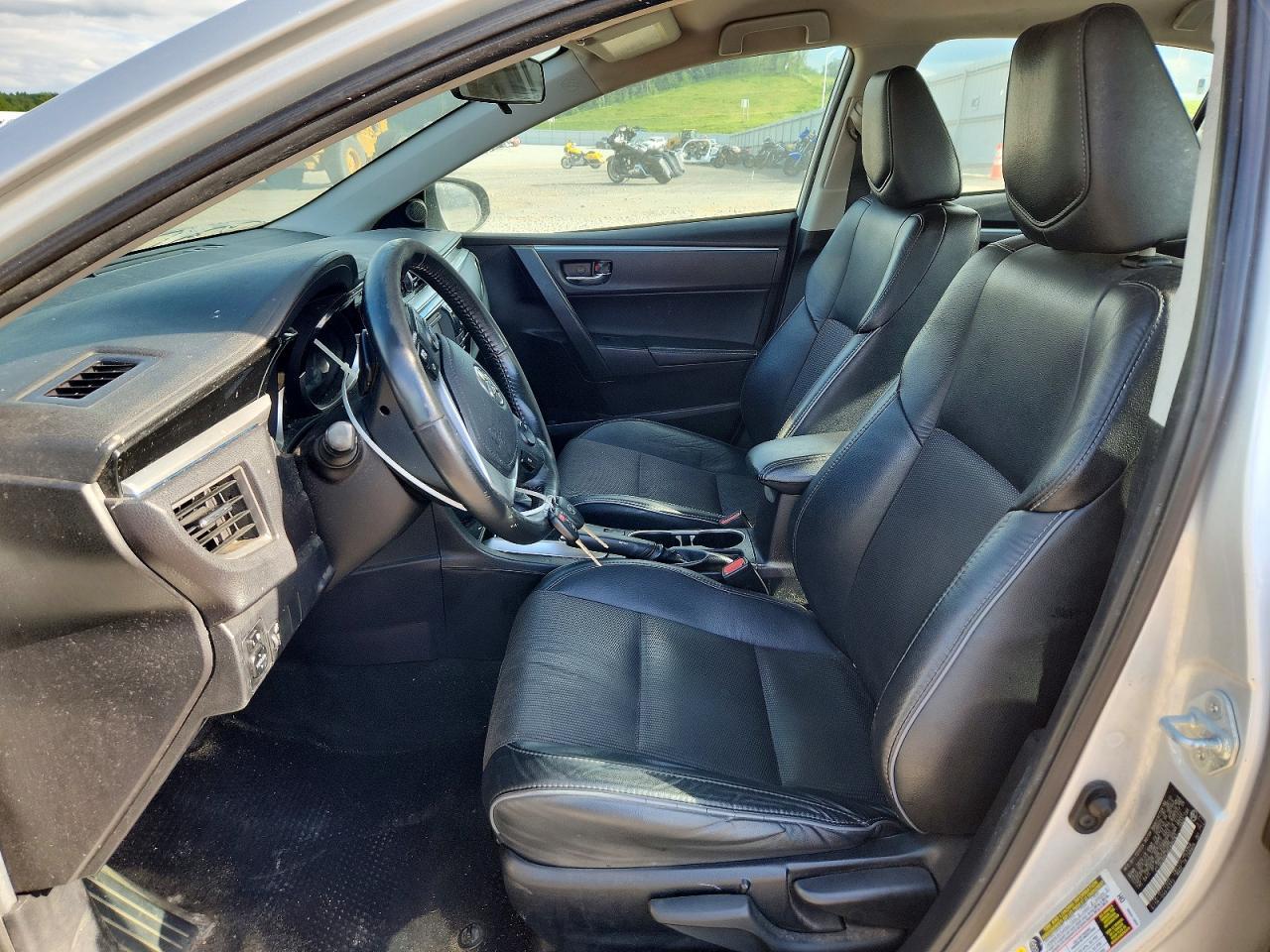 2016 TOYOTA COROLLA