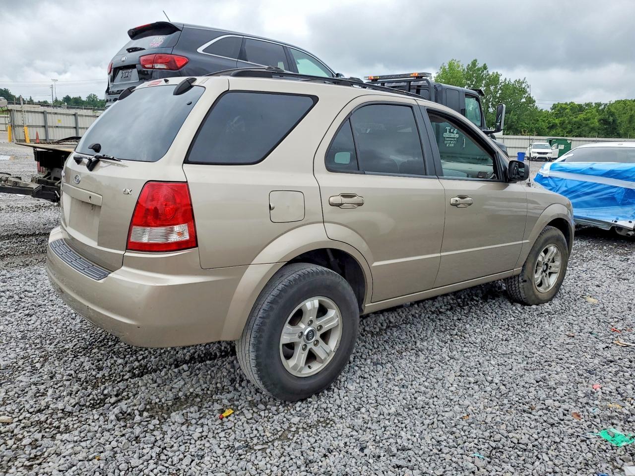2004 KIA SORENTO