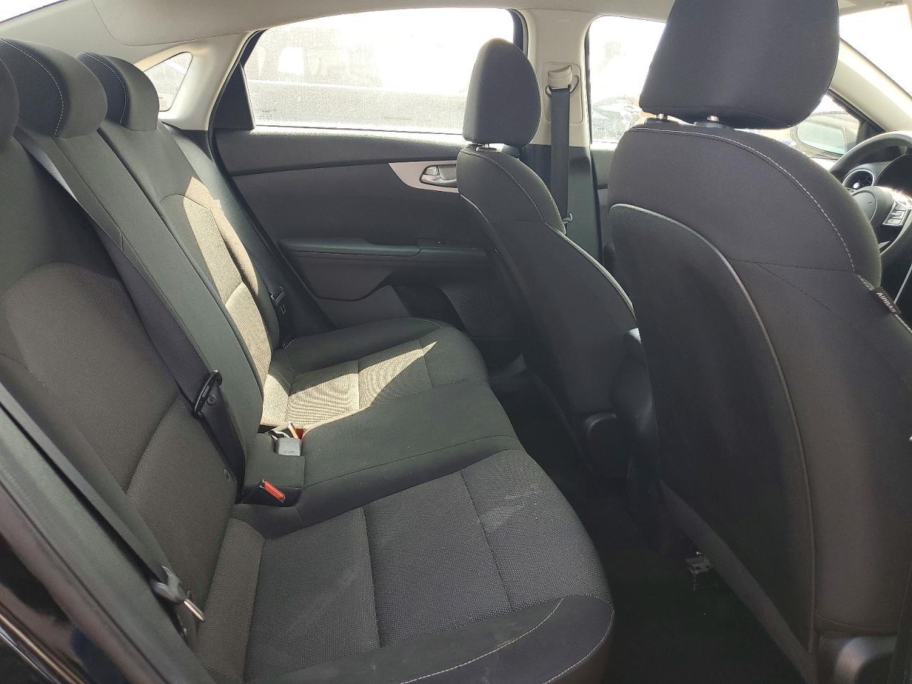 2023 KIA FORTE