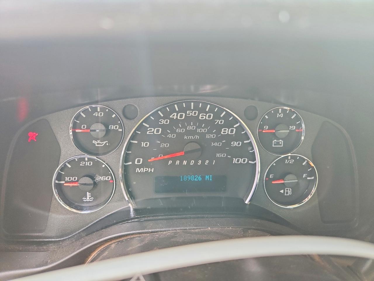 2008 GM Medium Duty/box Trucks