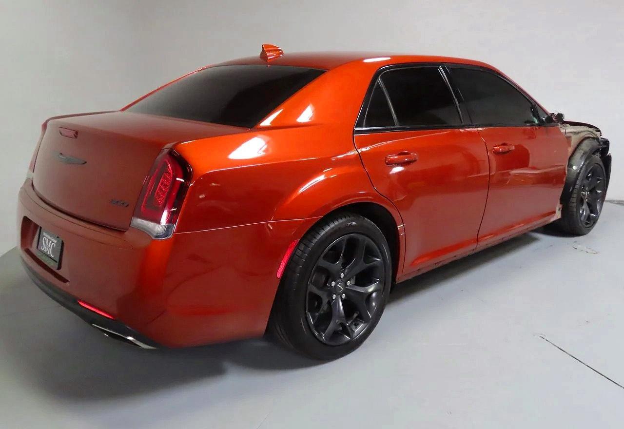 2021 CHRYSLER 300