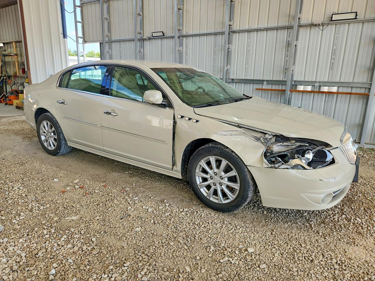 2010 BUICK Lucerne