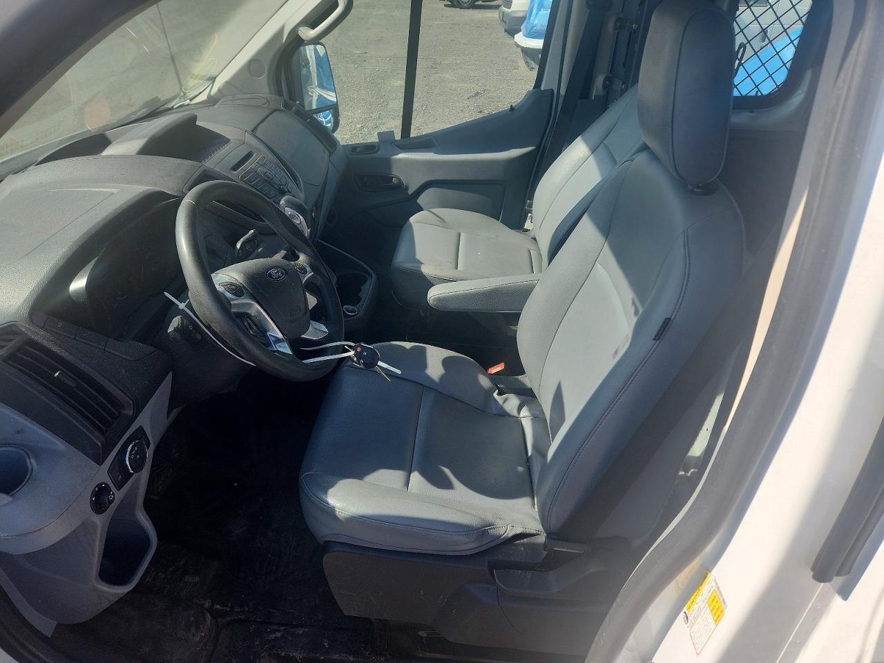 2019 FORD Econo 250
