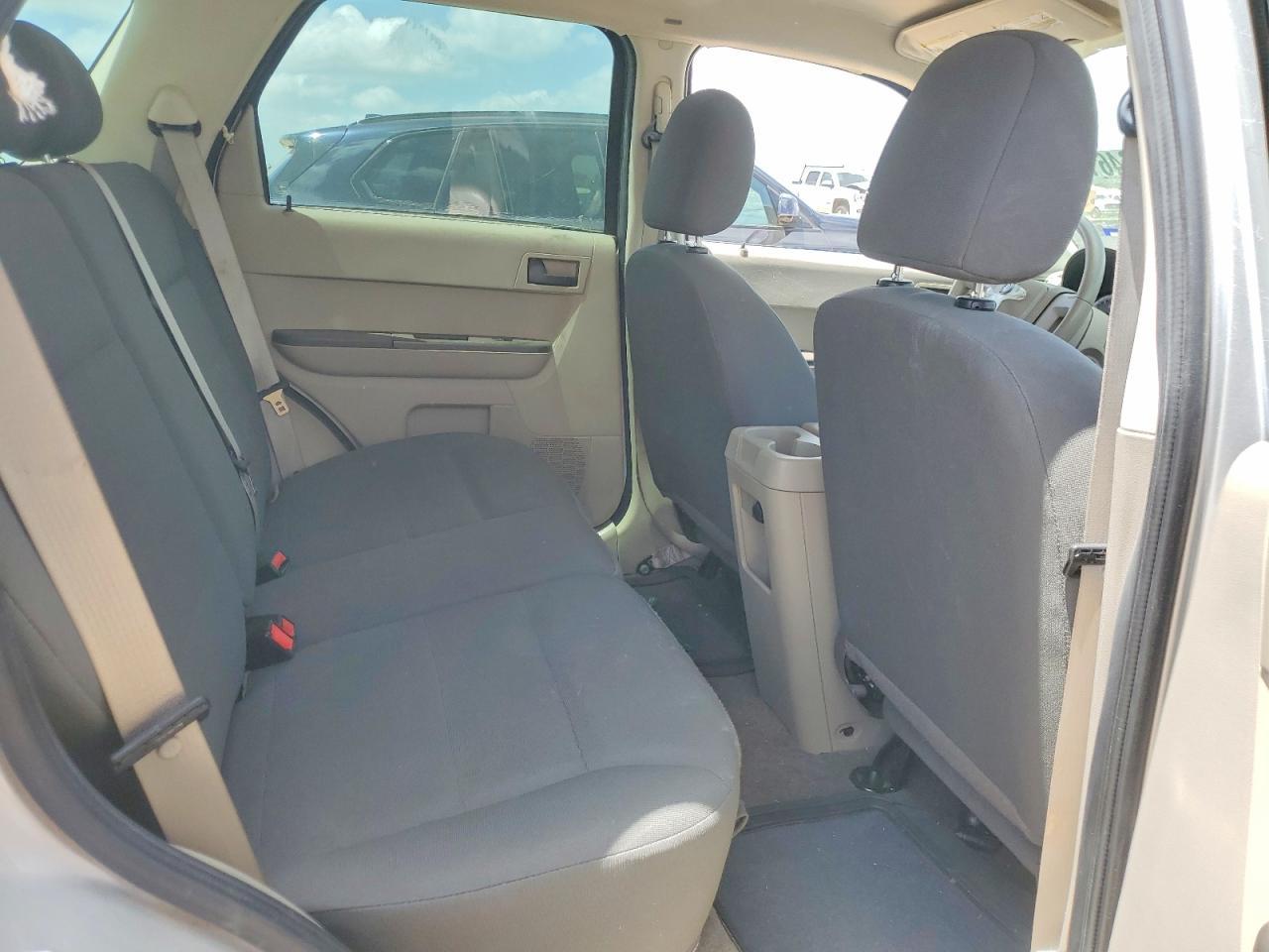 2008 FORD ESCAPE