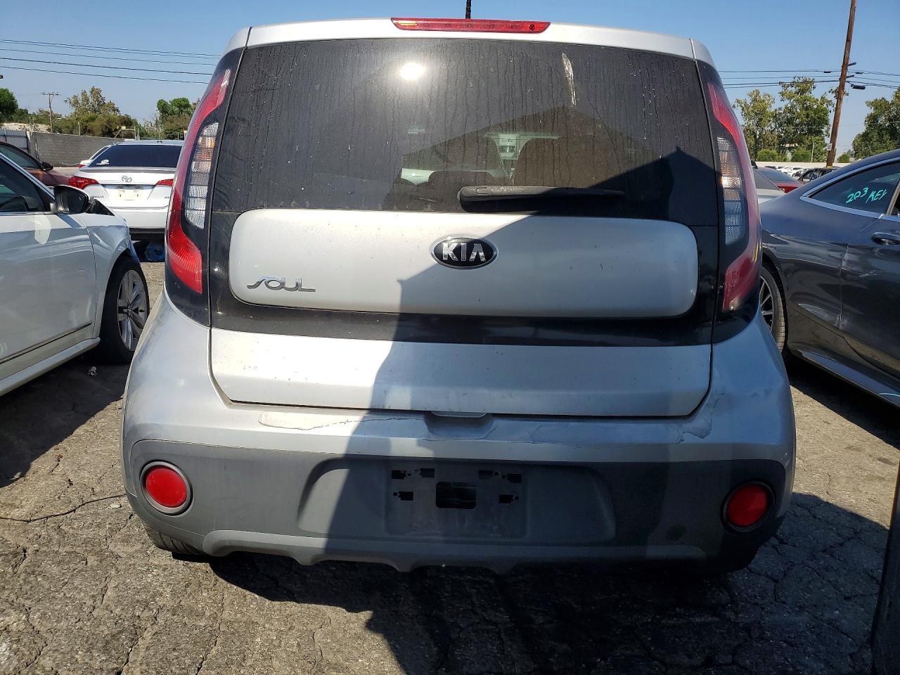 2018 KIA SOUL