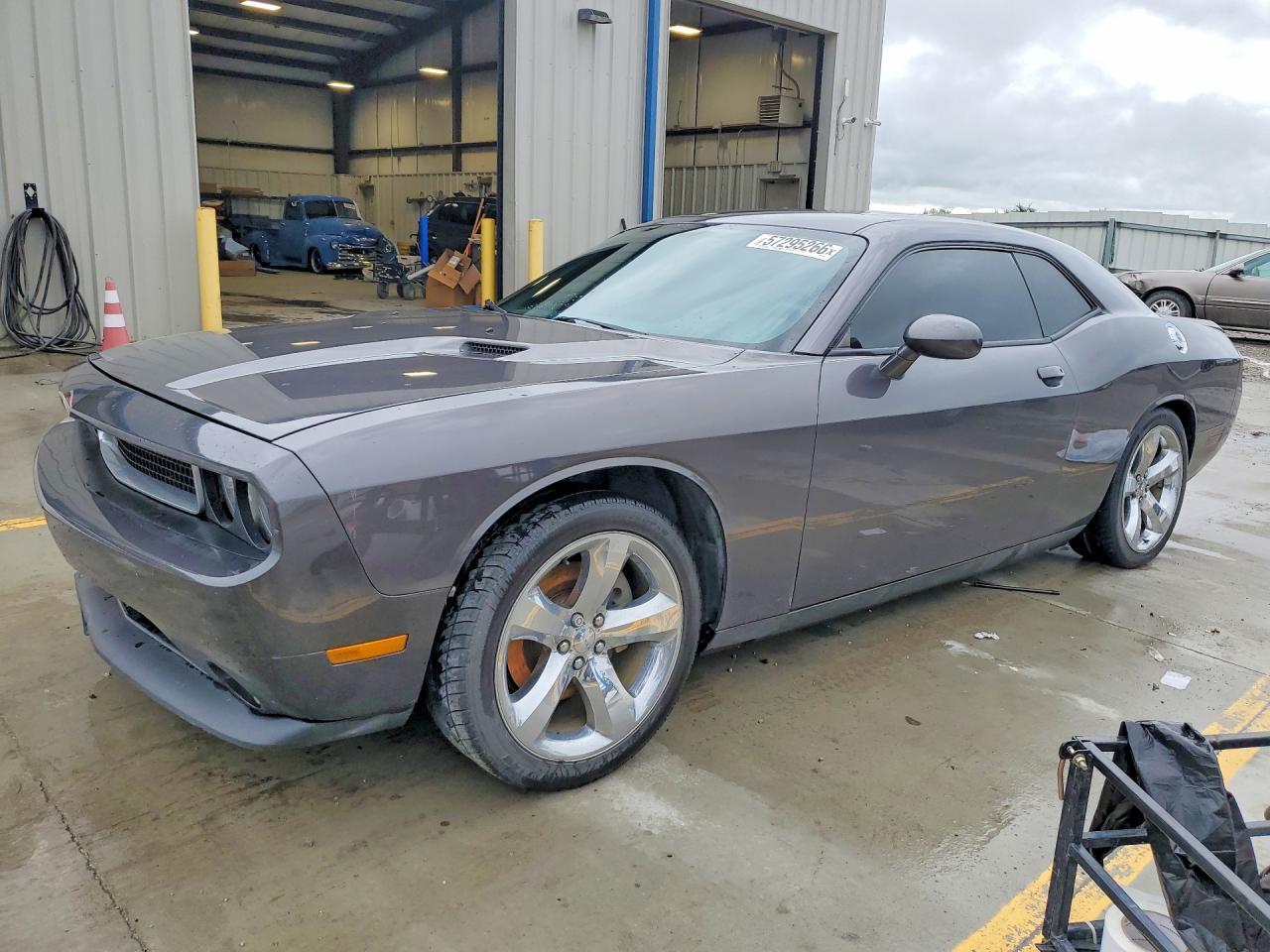 2013 DODGE Challenger