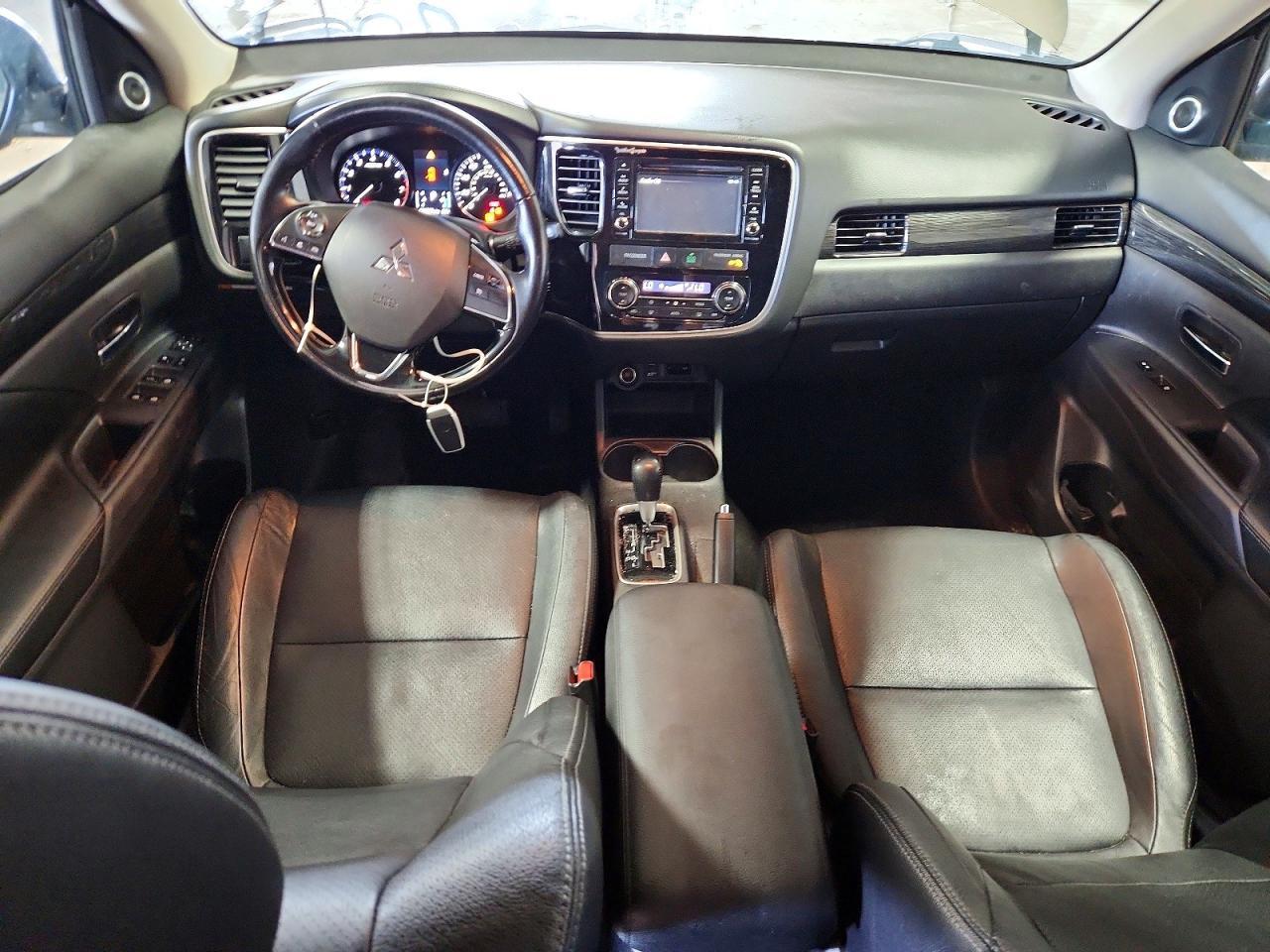 2016 MITSUBISHI outlander