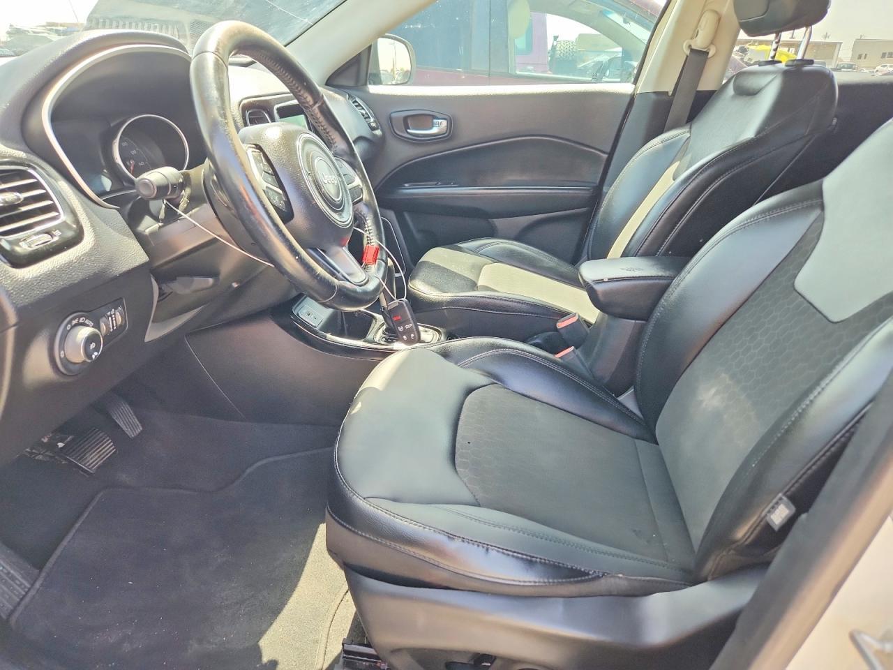 2020 JEEP Compass