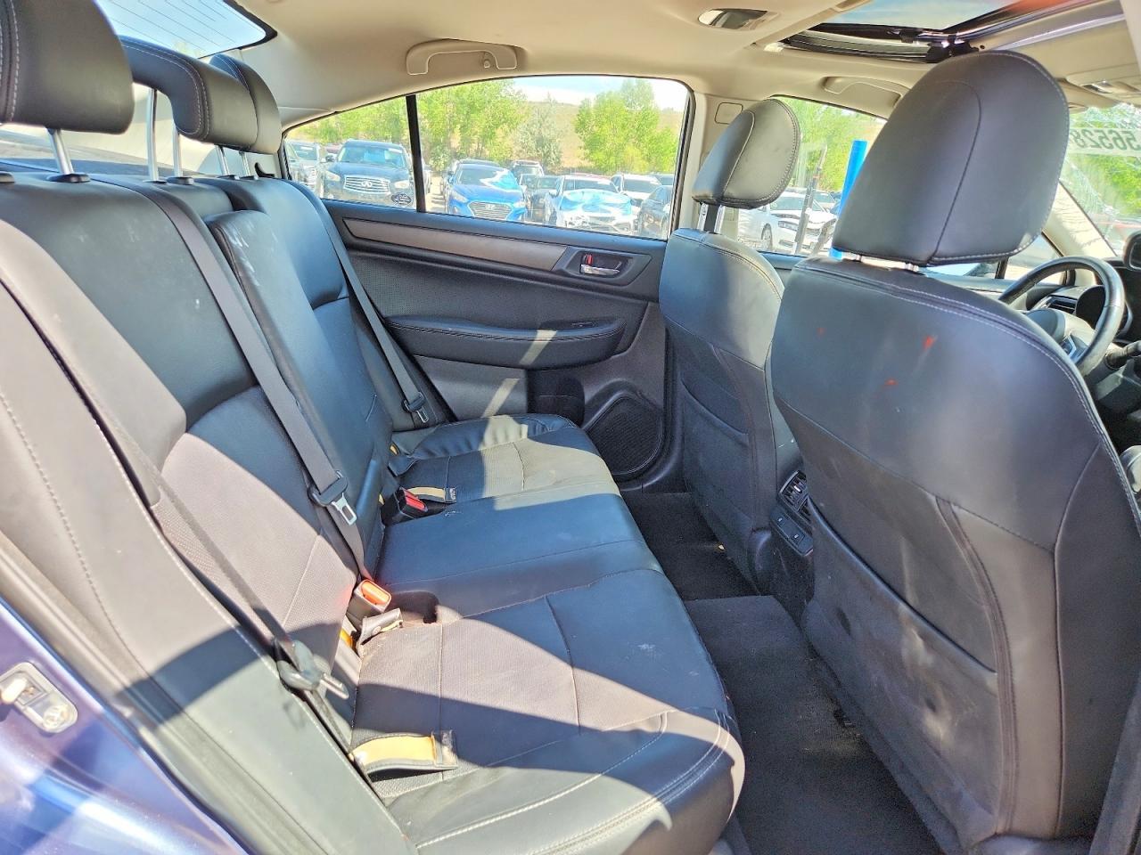 2017 SUBARU Legacy