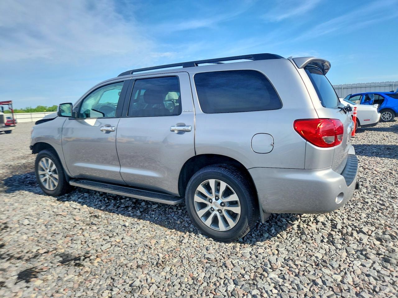 2017 TOYOTA Sequoia