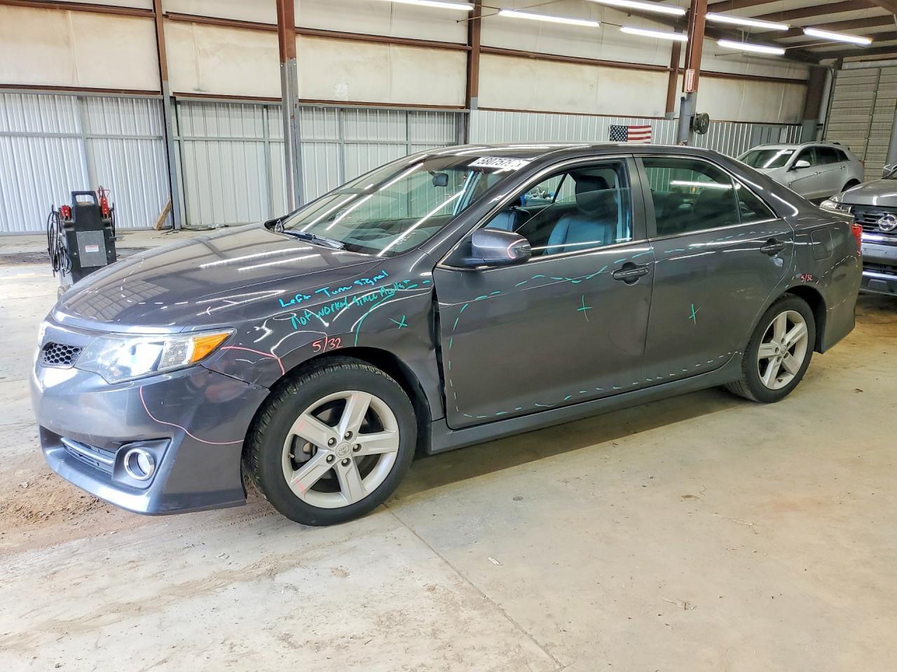 2012 TOYOTA CAMRY