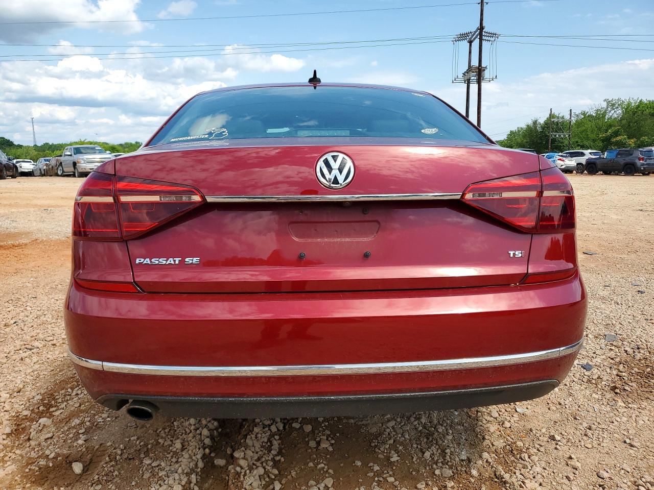 2018 VOLKSWAGEN Passat