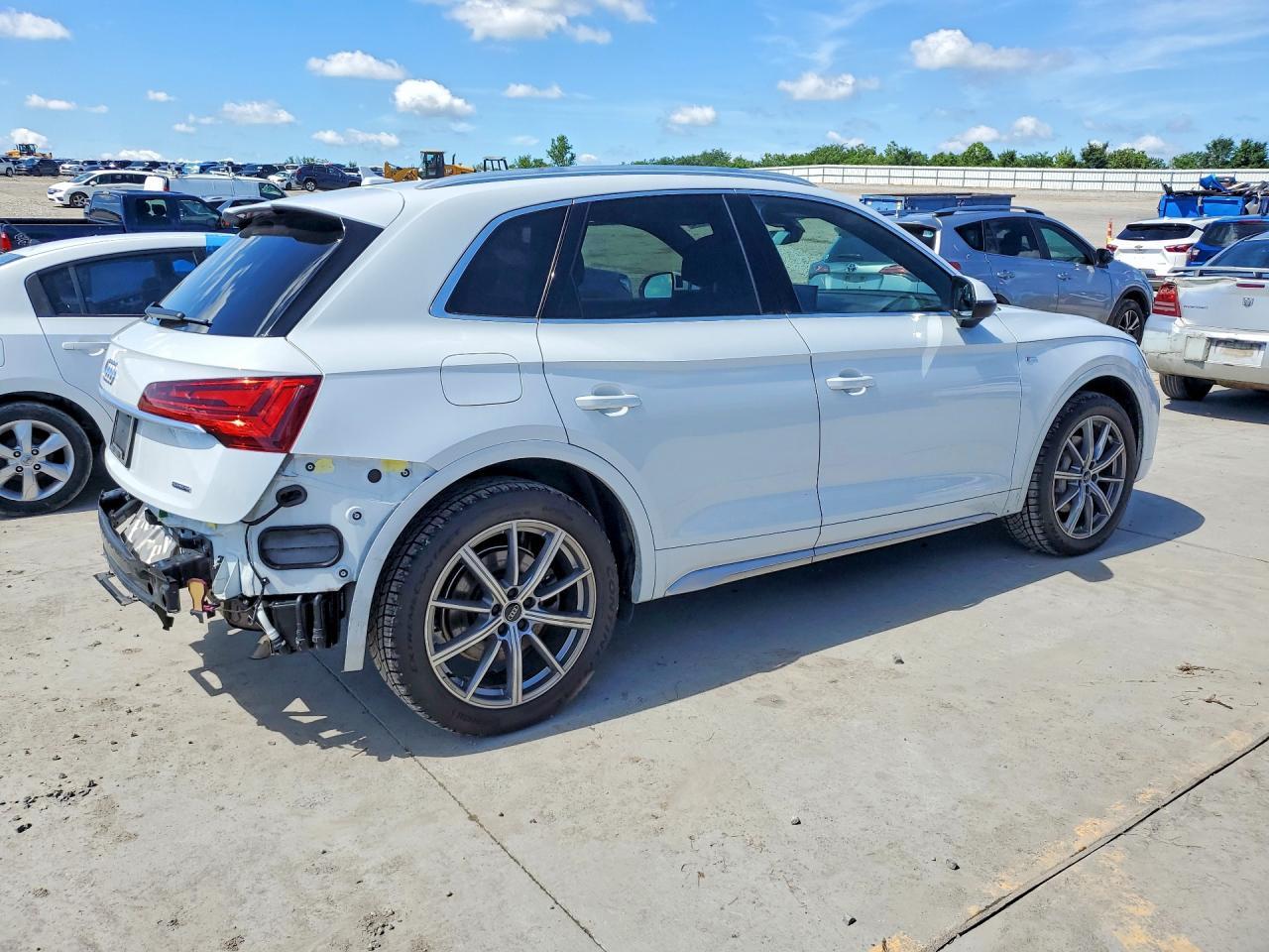 2021 AUDI Q5
