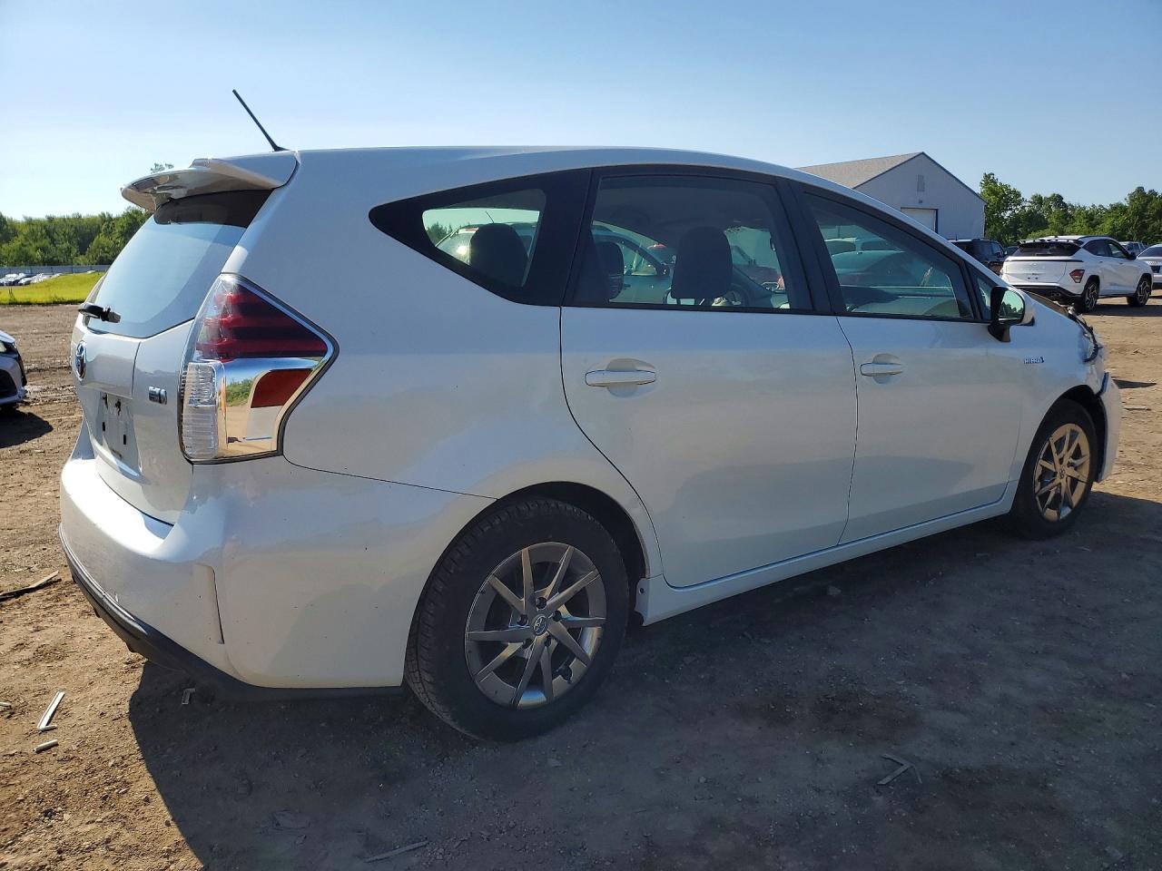 2017 TOYOTA PRIUS V