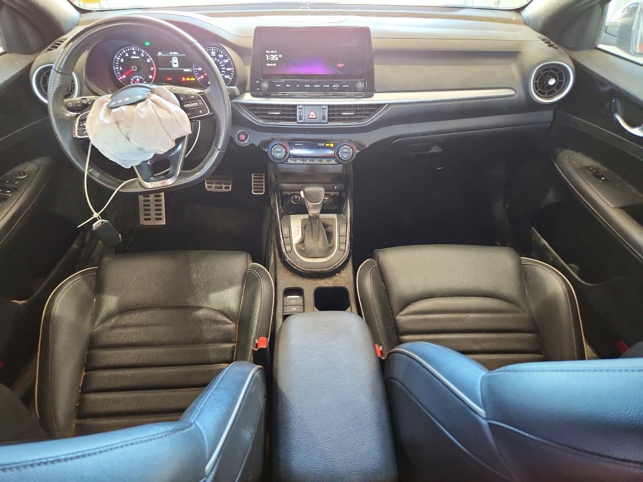 2023 KIA FORTE