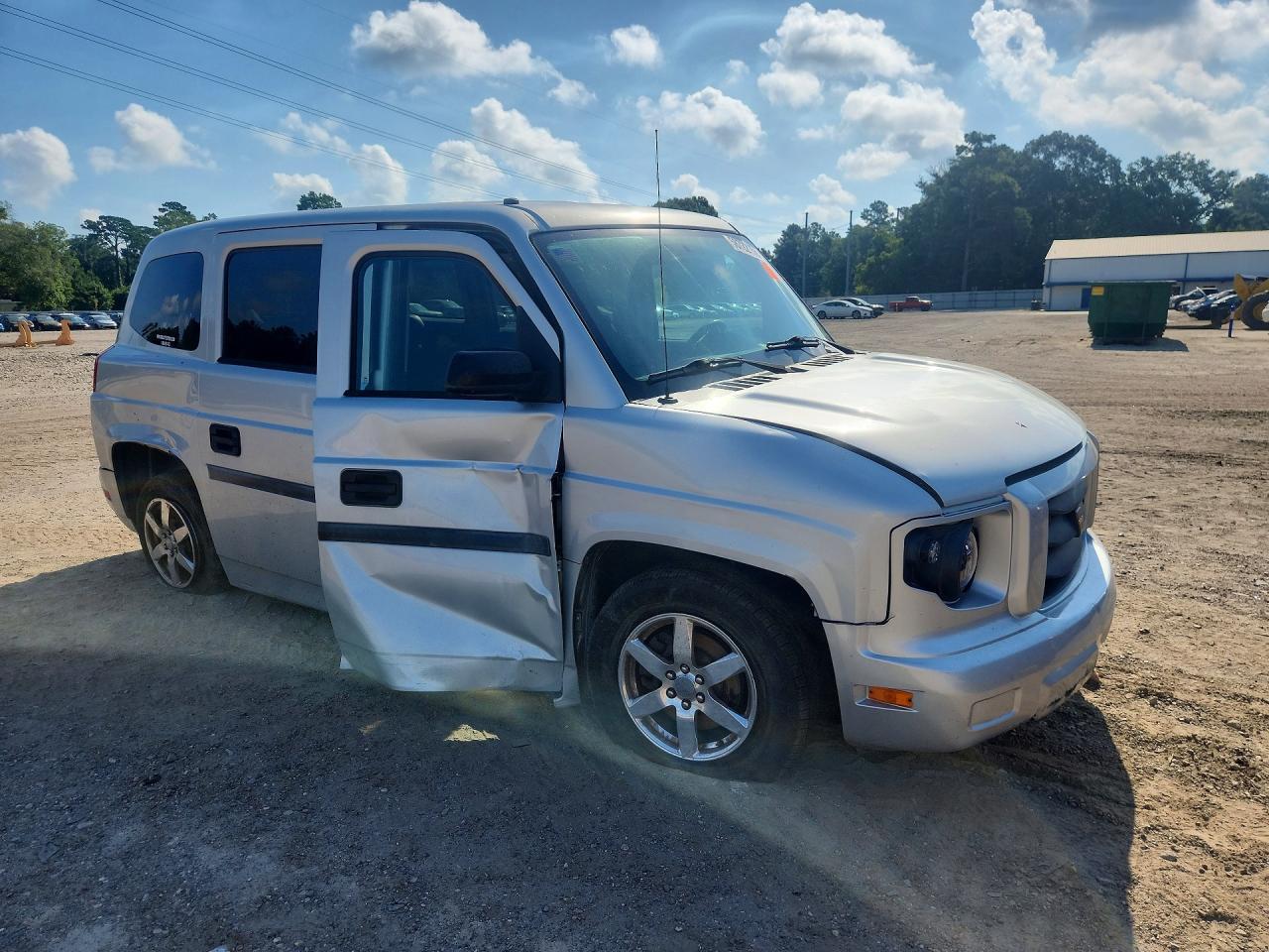 2016 Am General Mv-1