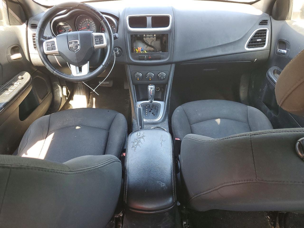 2013 DODGE Avenger