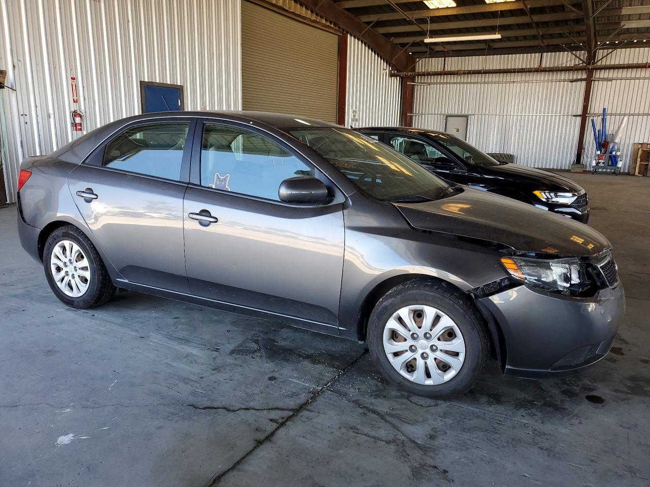 2013 KIA FORTE