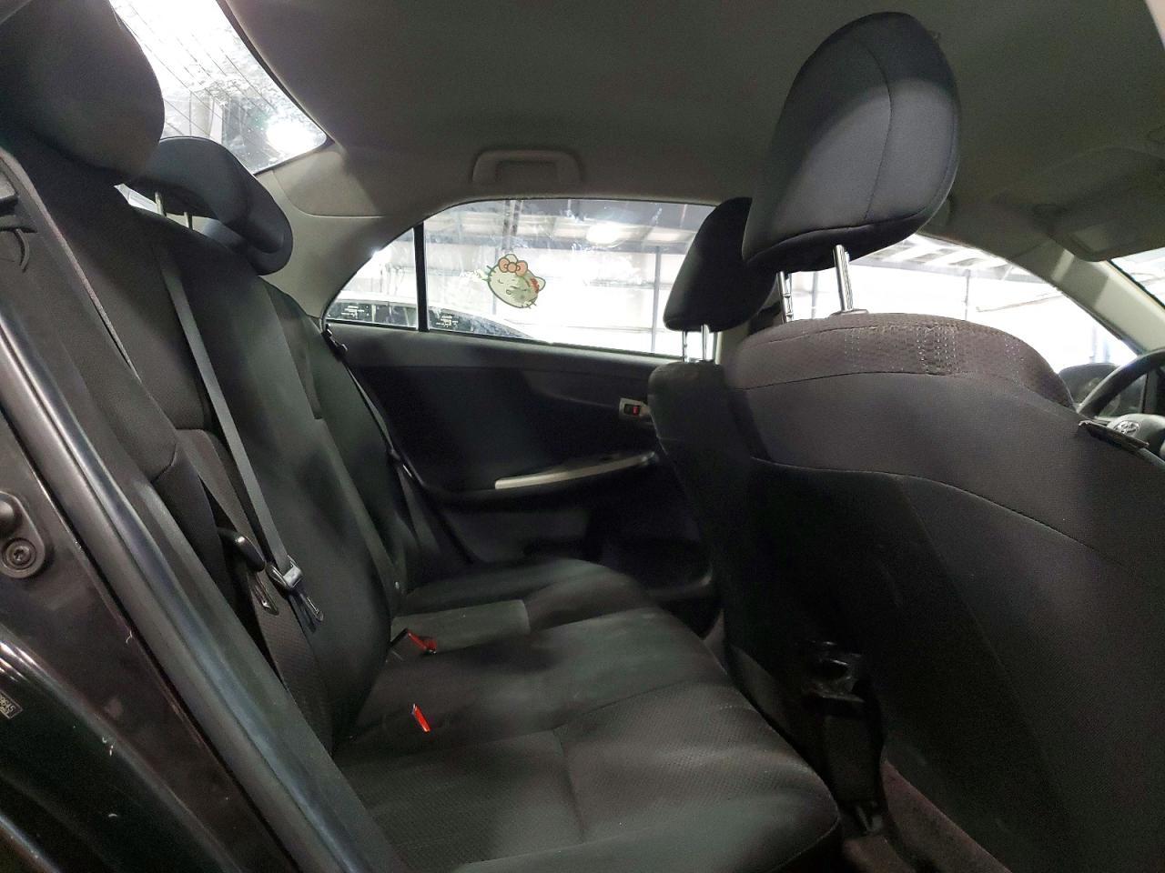 2011 TOYOTA COROLLA