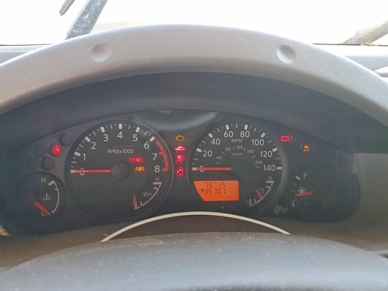2016 NISSAN Frontier