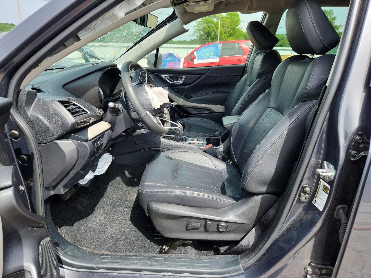 2023 SUBARU FORESTER