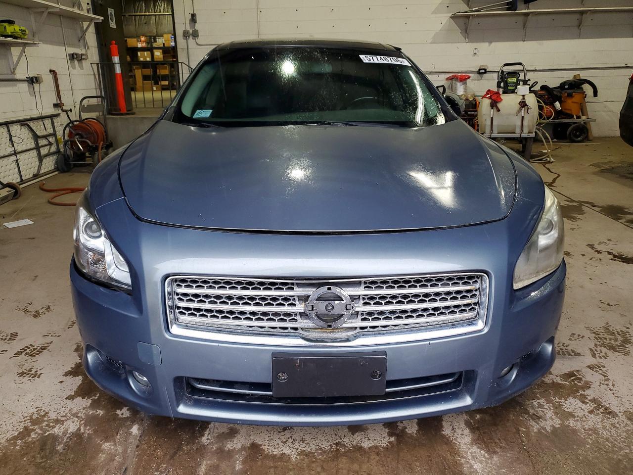 2010 NISSAN Maxima
