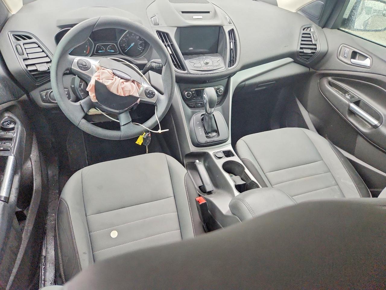 2016 FORD ESCAPE