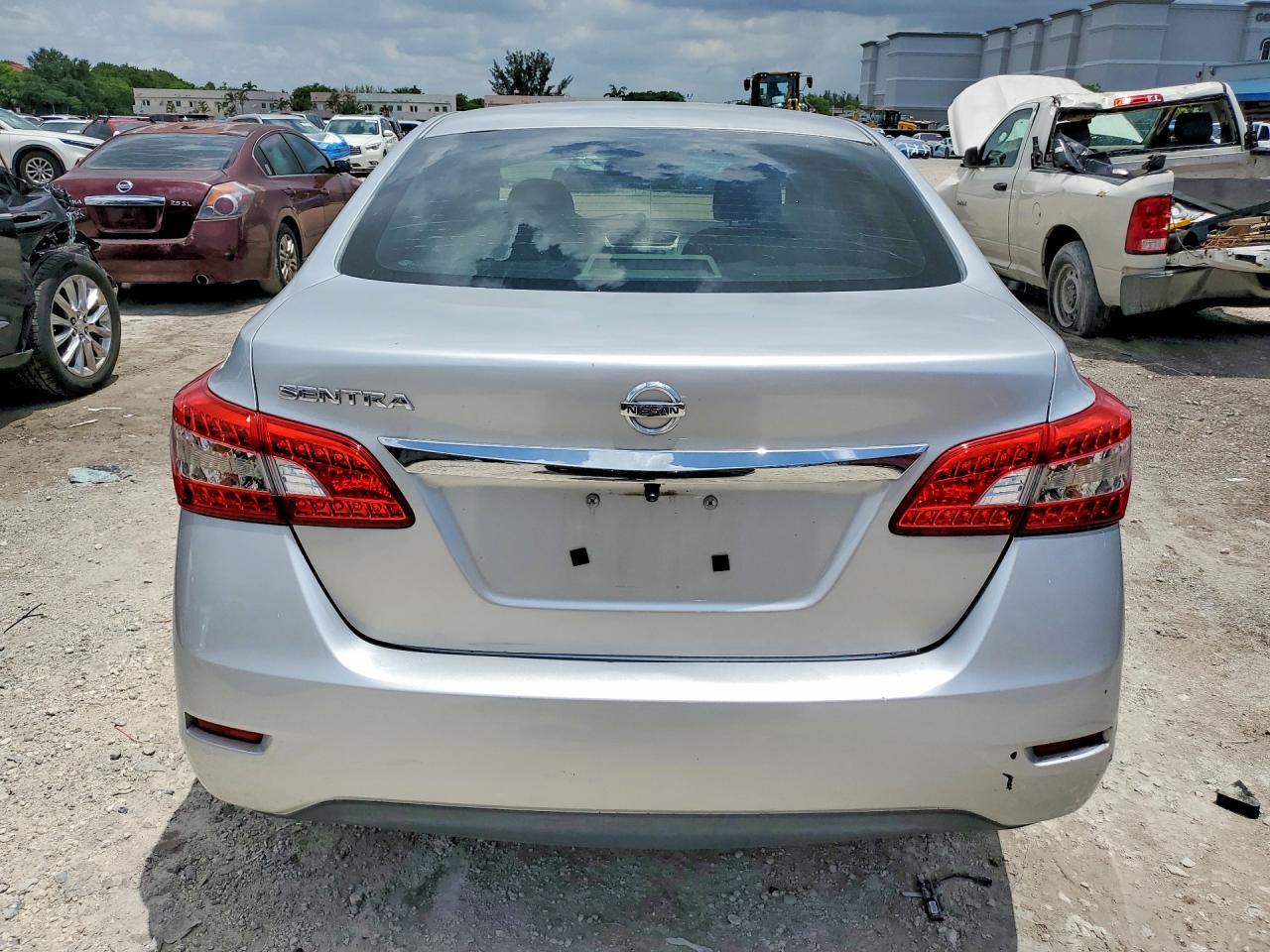 2015 NISSAN SENTRA
