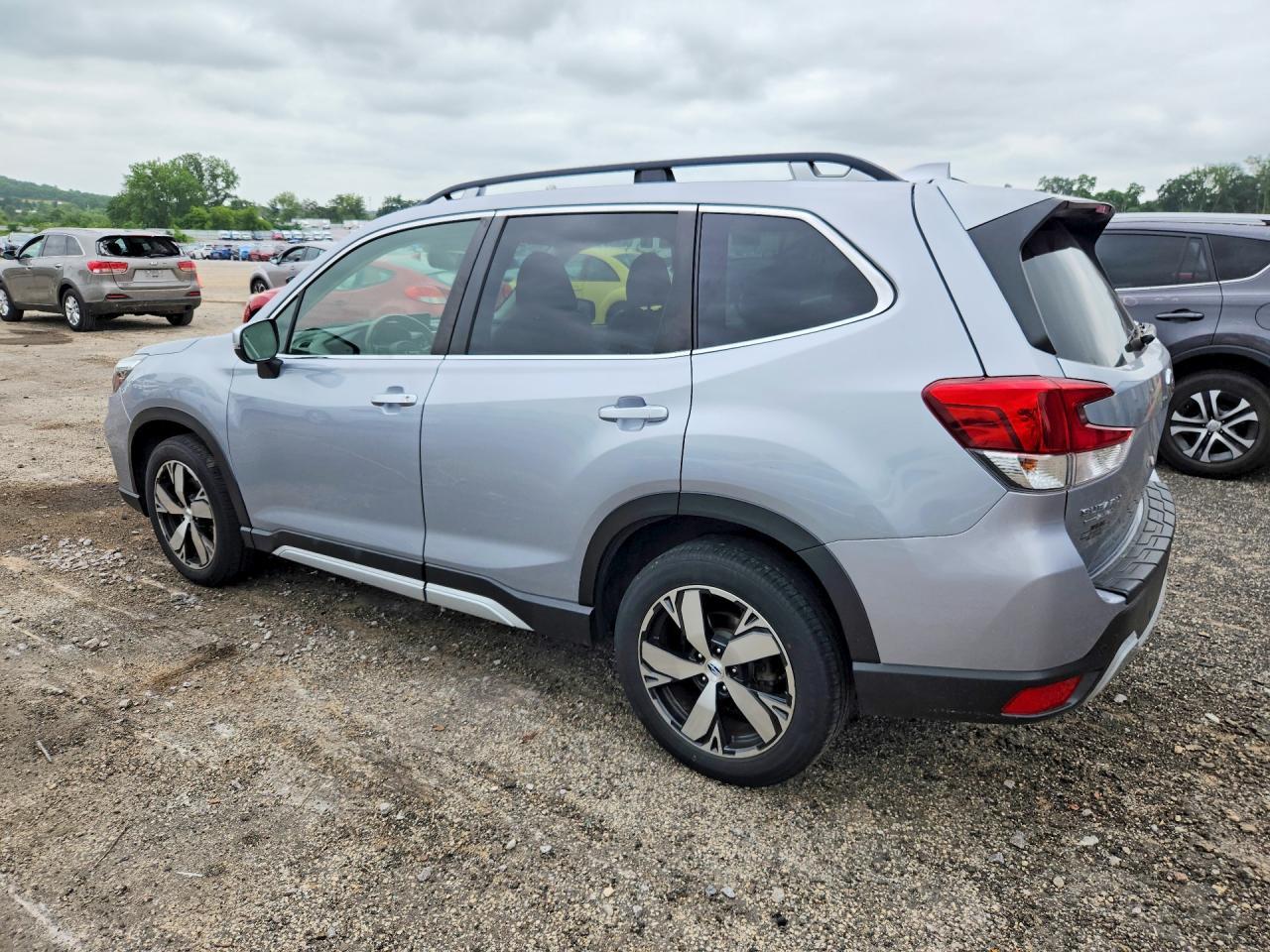 2020 SUBARU FORESTER