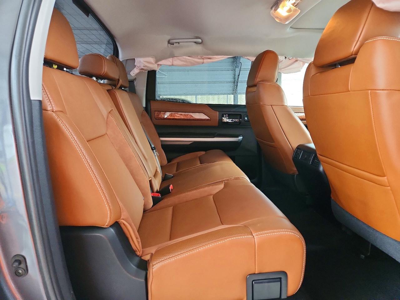 2017 TOYOTA TUNDRA