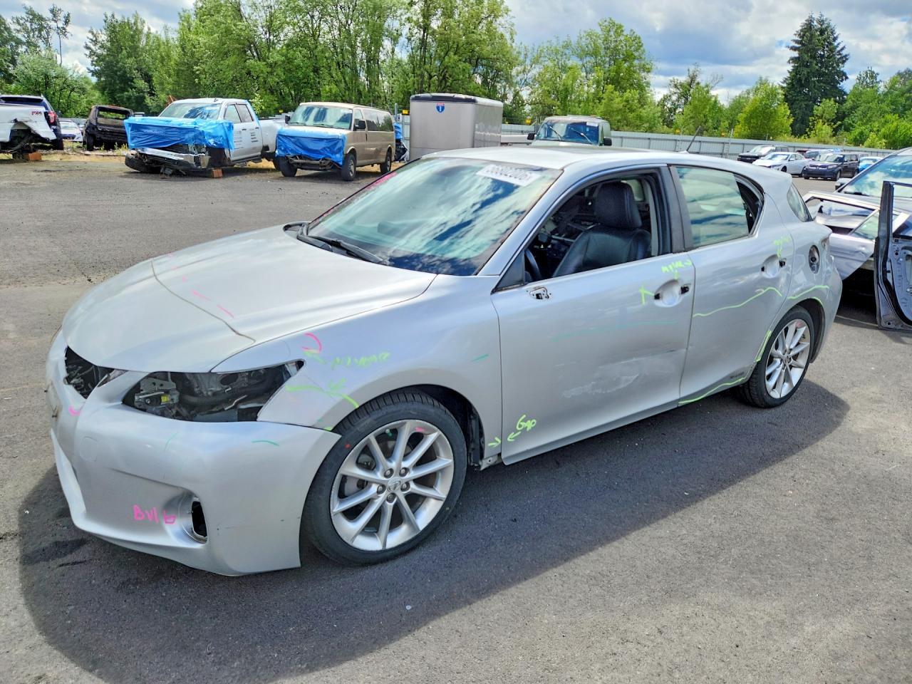 2011 LEXUS CT 200