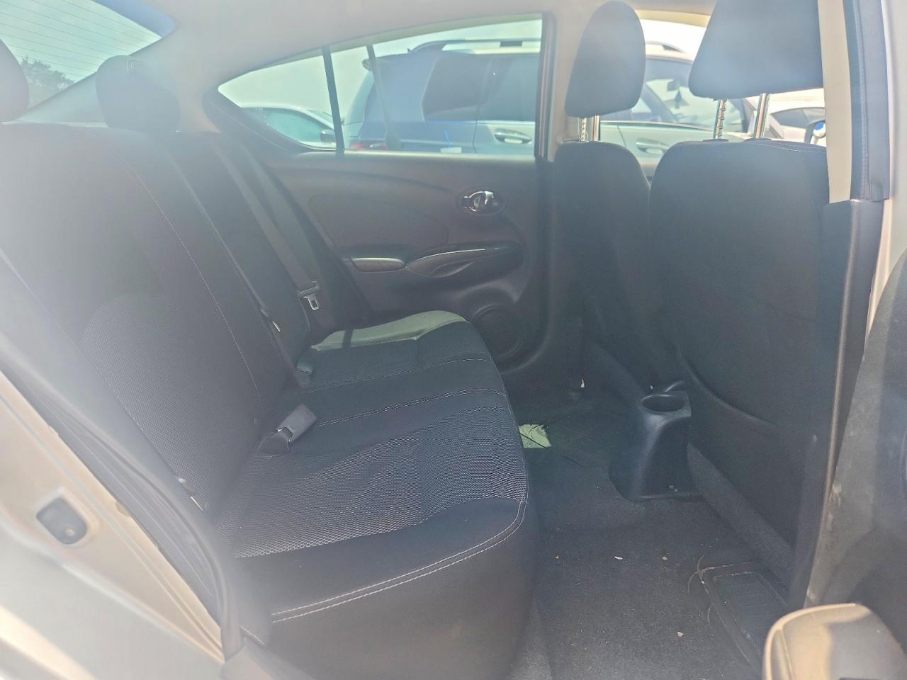 2015 NISSAN VERSA