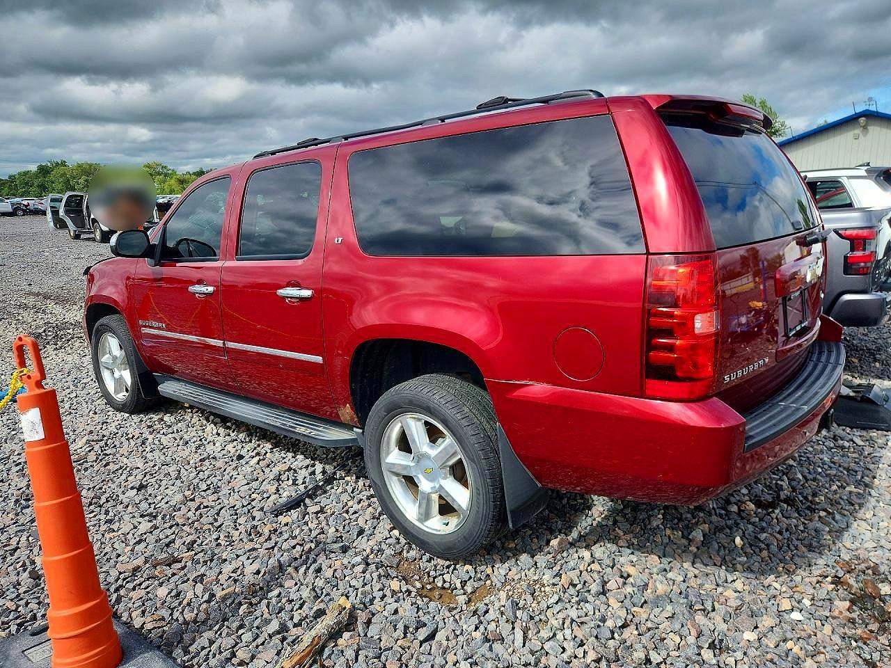 2011 CHEVROLET Suburban
