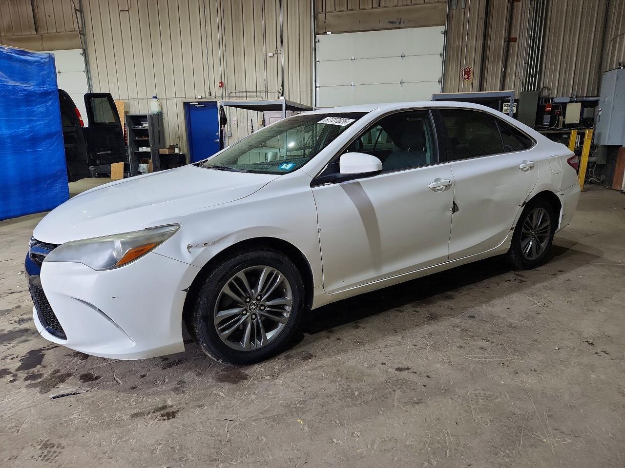 2015 TOYOTA CAMRY