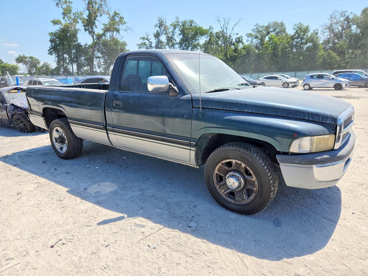 1995 DODGE Ram 2500