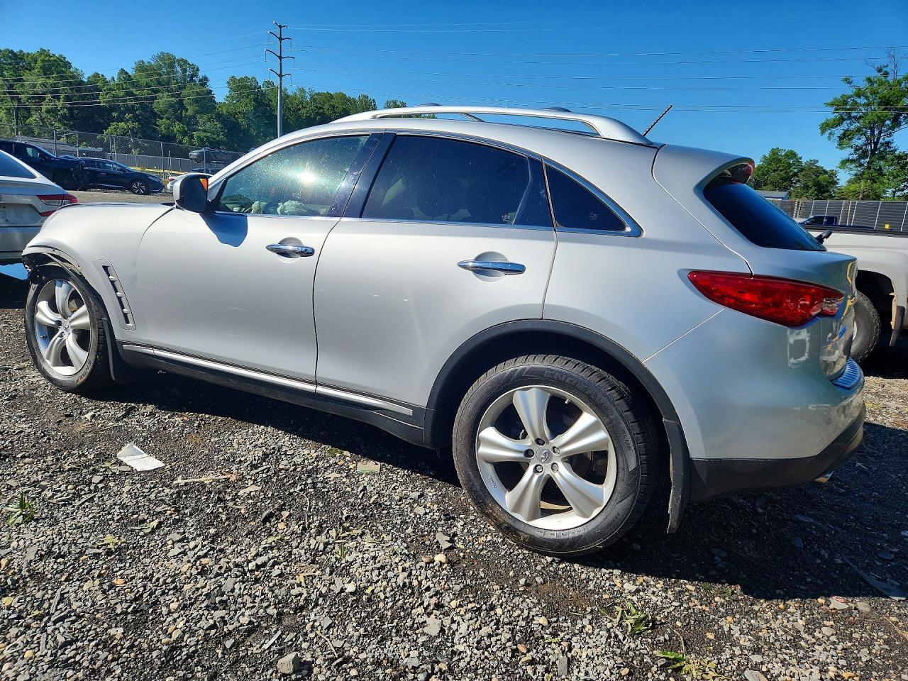 2011 INFINITI FX35