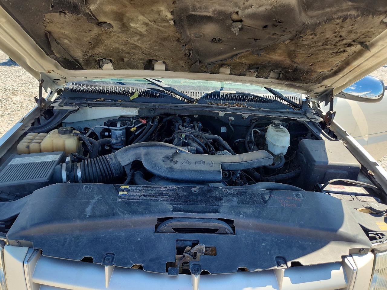 2004 CADILLAC Escalade ESV