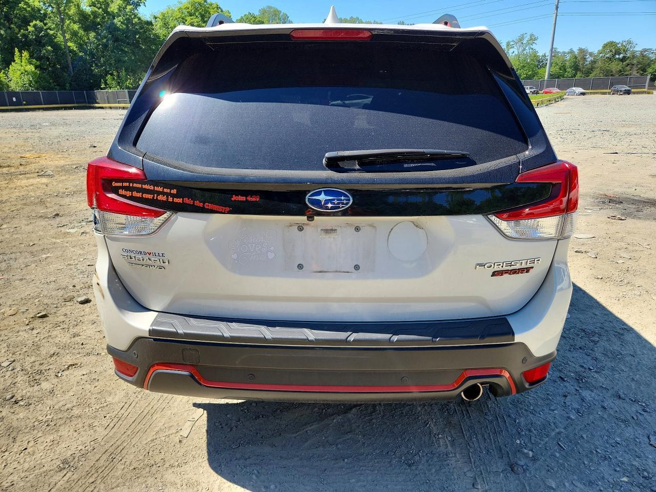 2020 SUBARU FORESTER