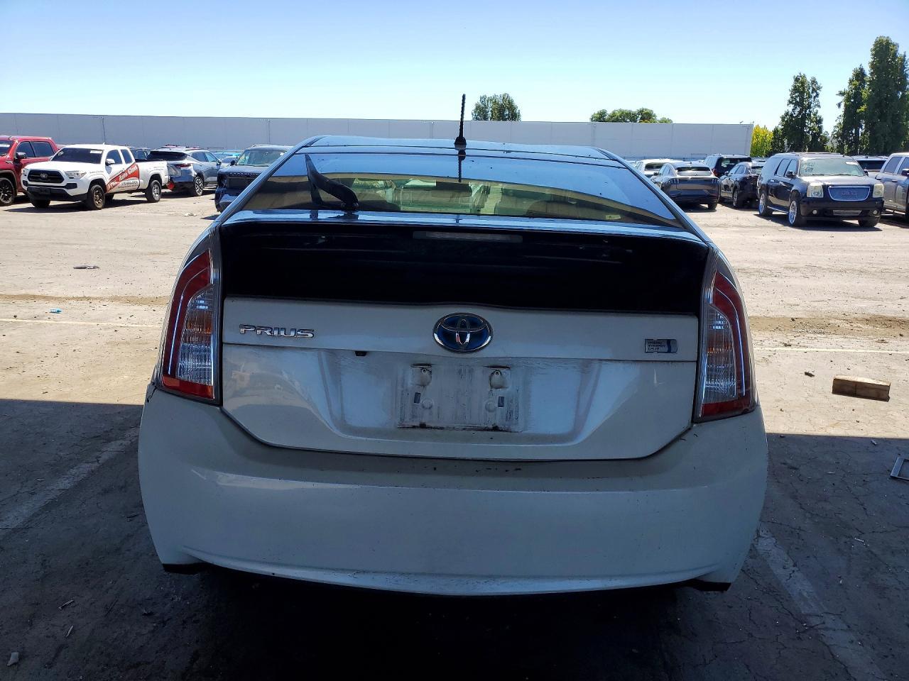2015 TOYOTA PRIUS