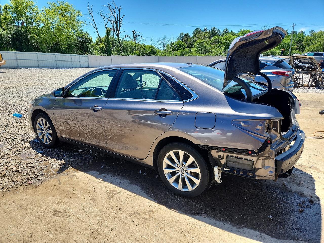 2017 TOYOTA CAMRY