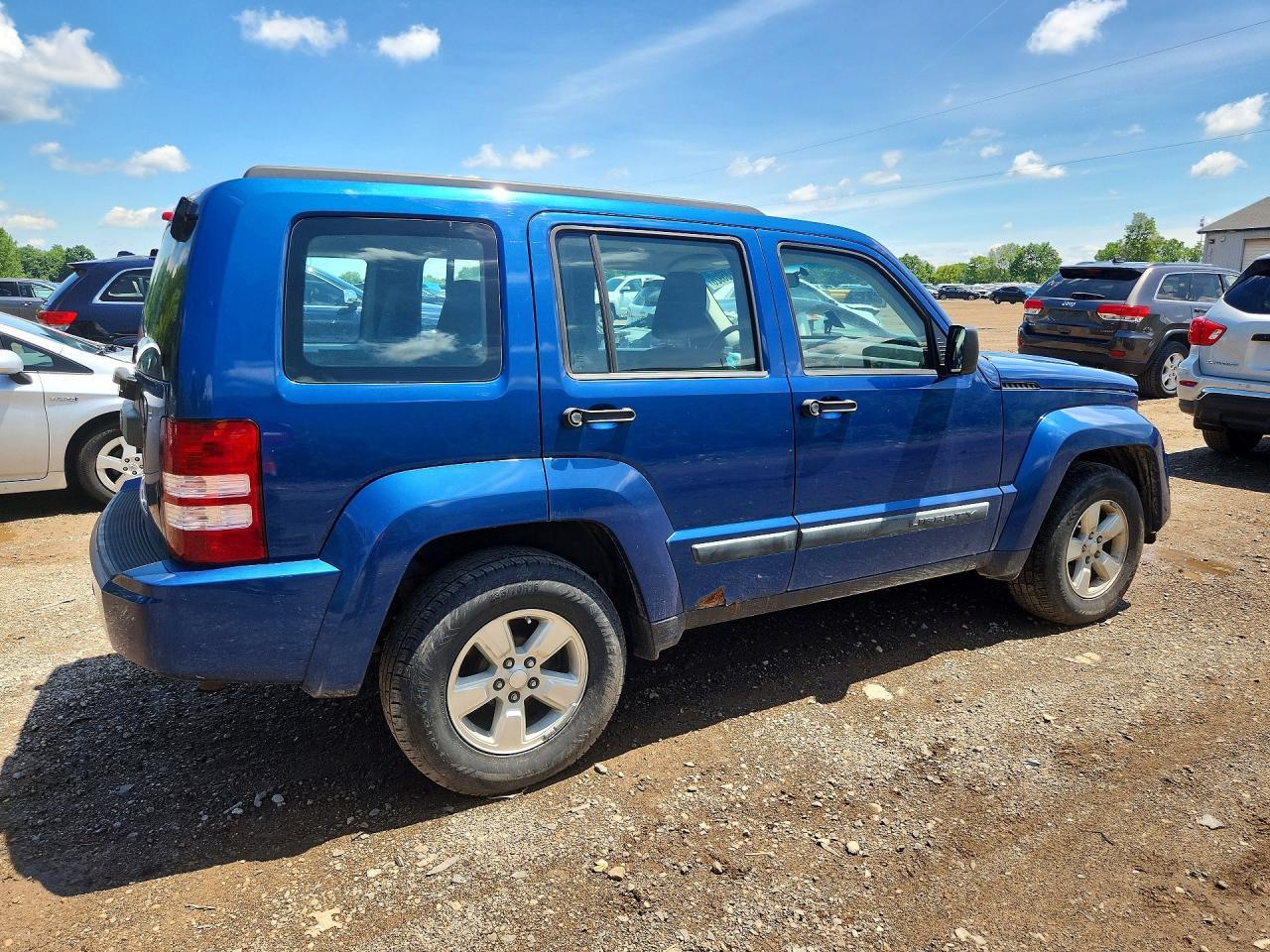 2009 JEEP Liberty
