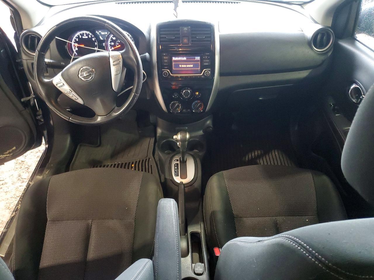 2017 NISSAN VERSA