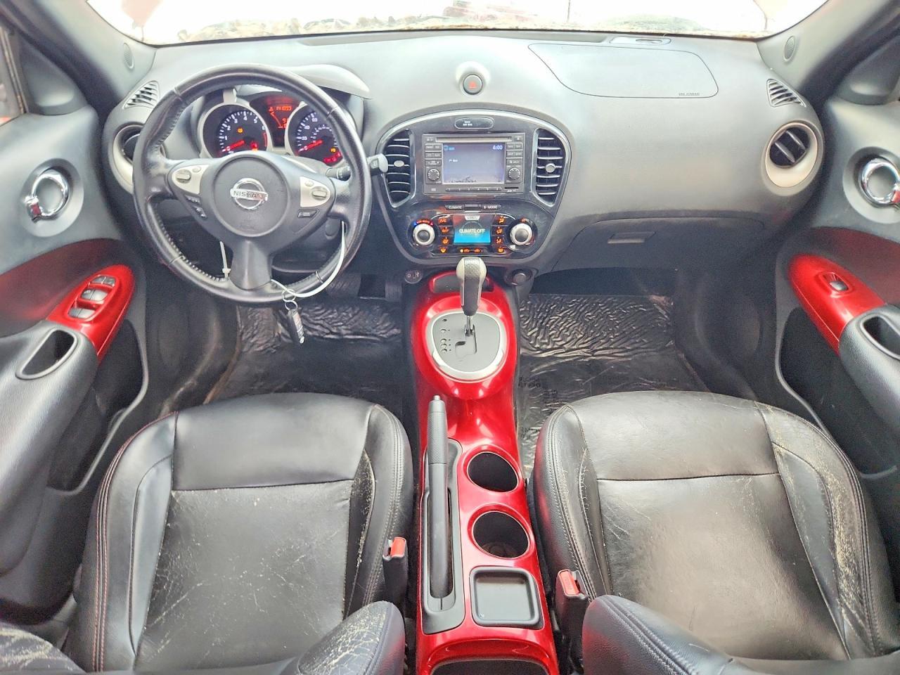 2011 NISSAN Juke