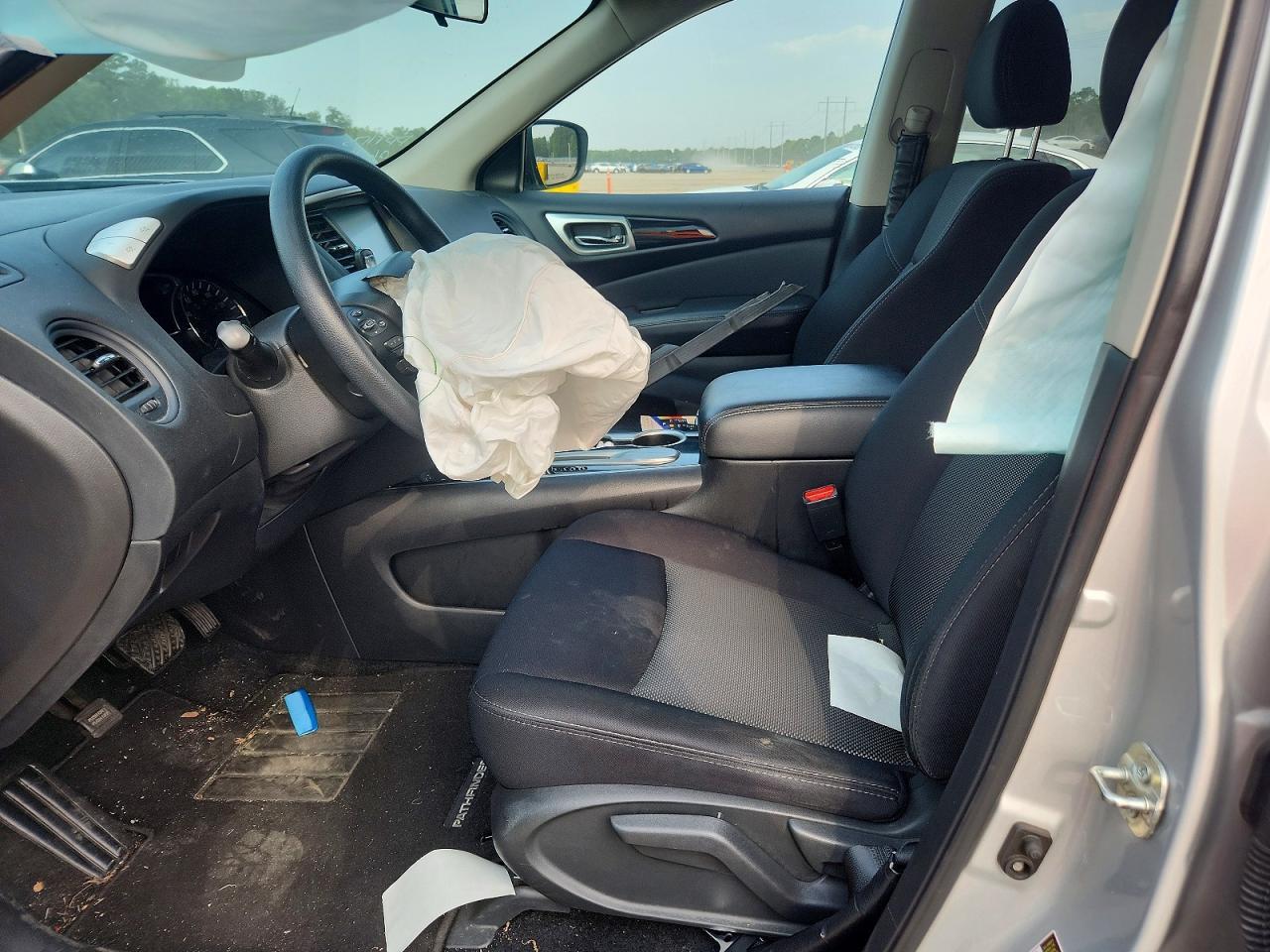 2019 NISSAN PATHFINDER