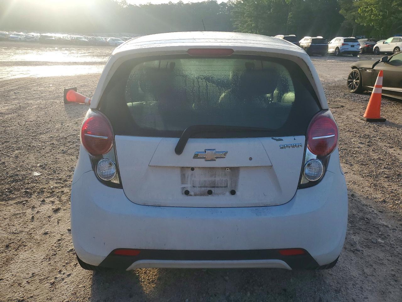 2014 CHEVROLET Spark