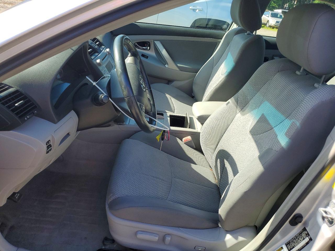 2011 TOYOTA CAMRY