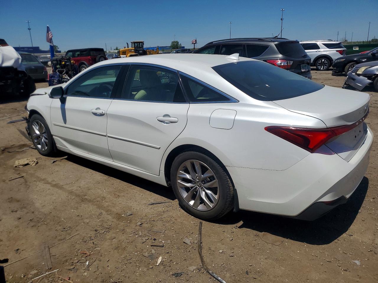2022 TOYOTA Avalon
