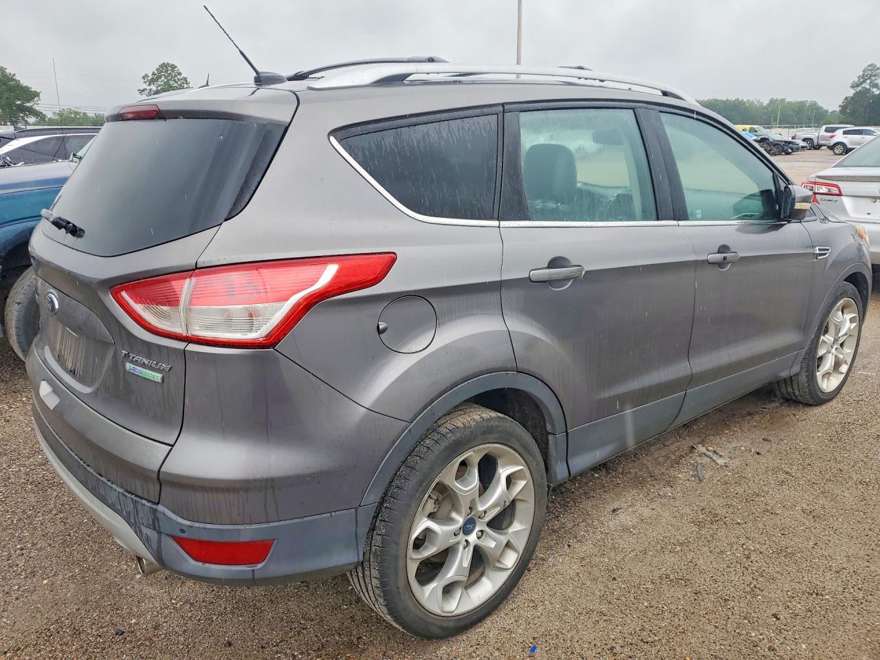 2013 FORD ESCAPE