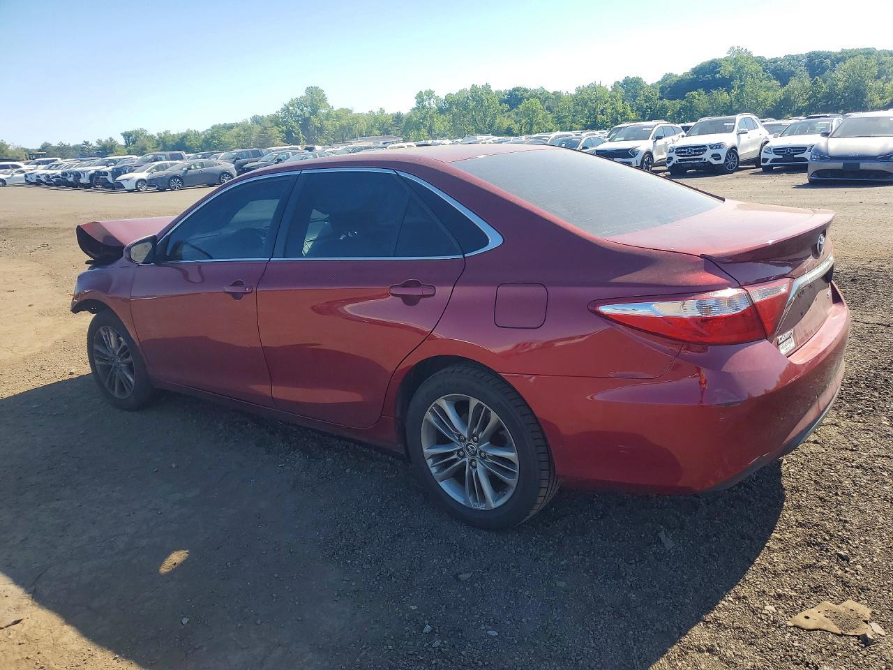 2015 TOYOTA CAMRY