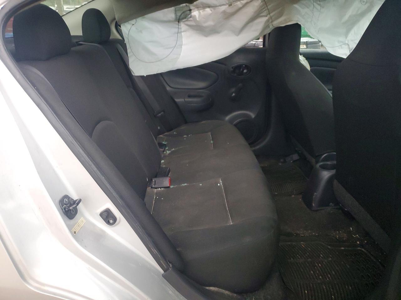 2016 NISSAN VERSA